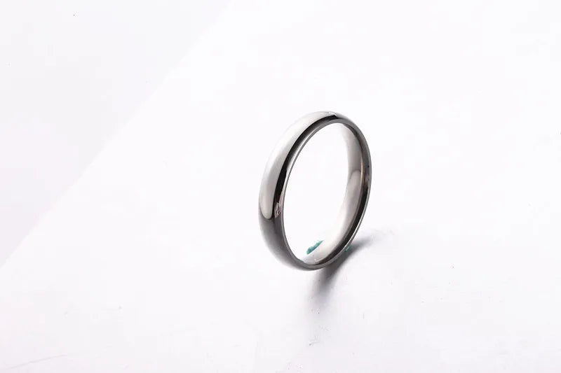 Anillo de titanio simple de 6 mm para mujeres y hombres, anillo de boda de acero inoxidable pulido, joyería para dedos, regalo para prevenir alergias.