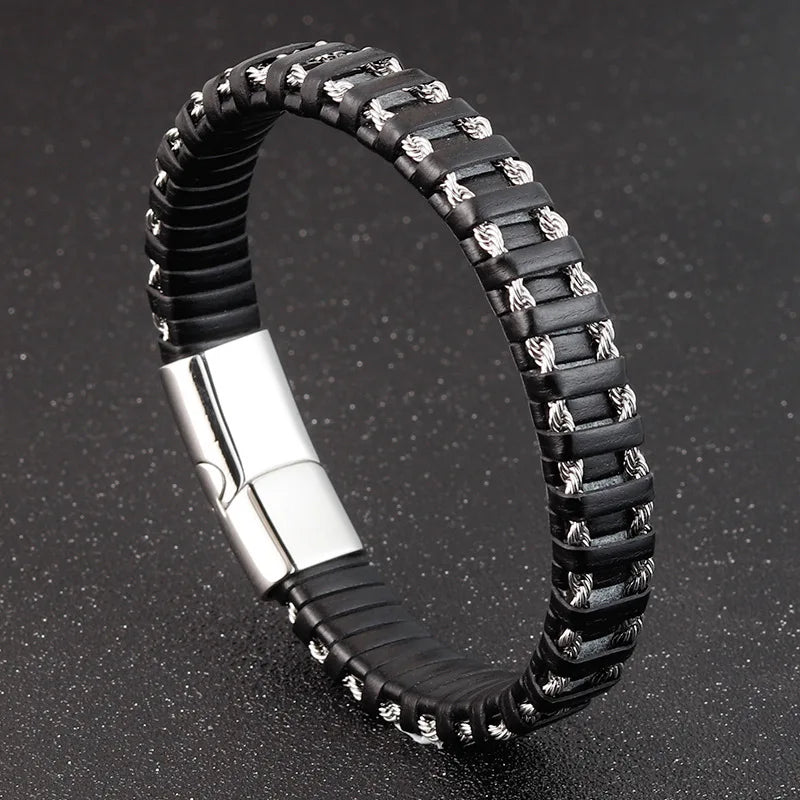 Pulseras de cuero negro trenzado para hombre, estilo punk, de acero inoxidable, para amigos, joyería de moda, regalos.